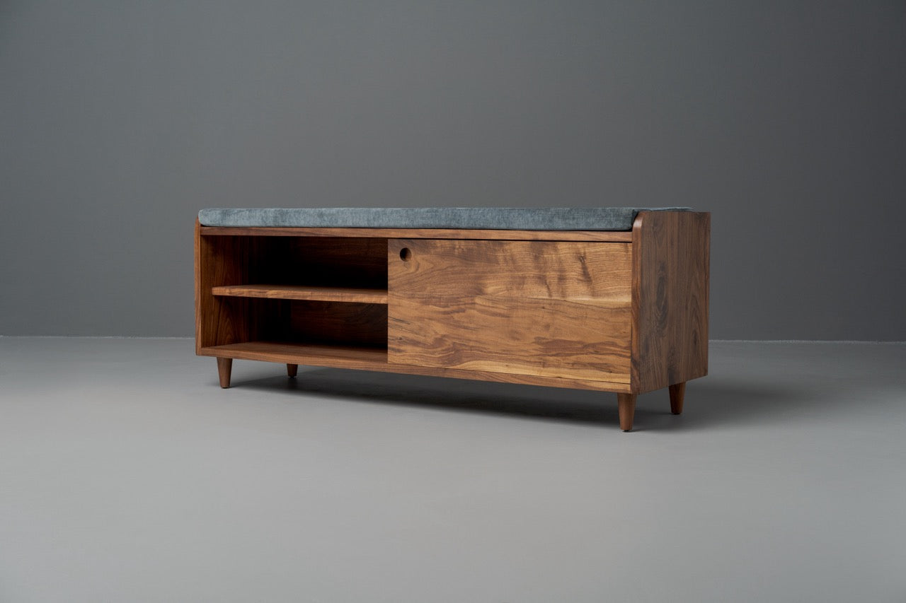 The Thornhill Entryway Storage Bench